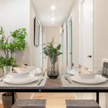 Coliving Gran Via Carlos Iii Barcelona