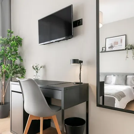 Coliving Gran Via Carlos Iii Guest house Barcelona