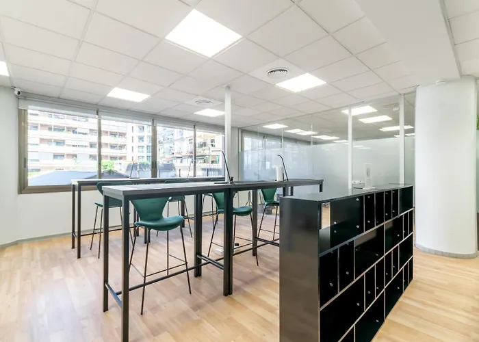 Gasthuis Coliving Gran Via Carlos Iii Barcelona