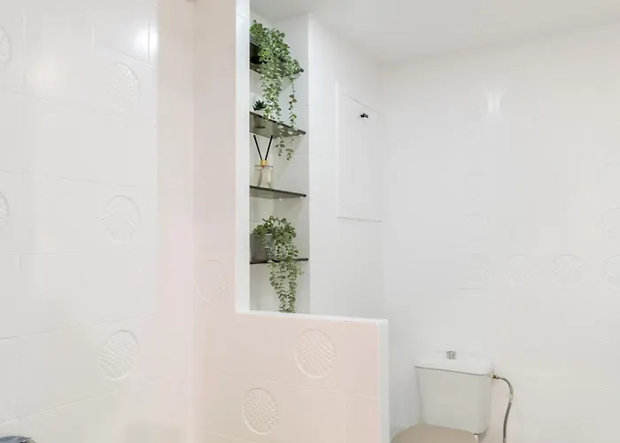 Coliving Gran Via Carlos Iii *