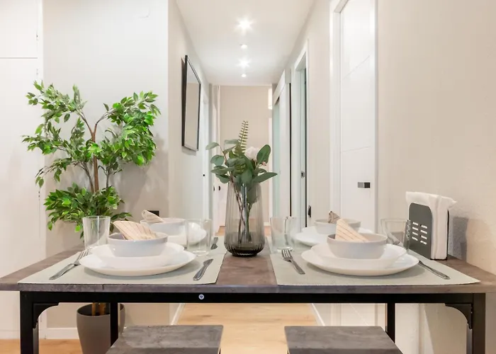 Coliving Gran Via Carlos Iii Barcelona
