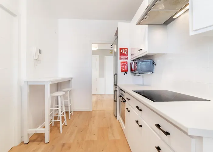 Coliving Gran Via Carlos Iii *