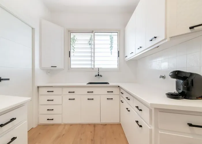 Gasthuis Coliving Gran Via Carlos Iii Barcelona